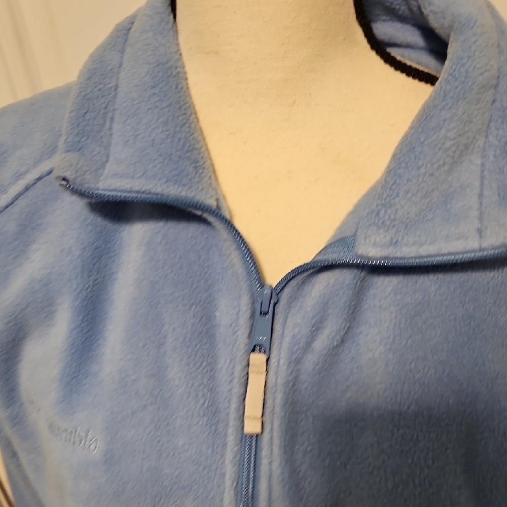 Columbia Women's Light Blue Fleece Jacket - Picture 4 of 7